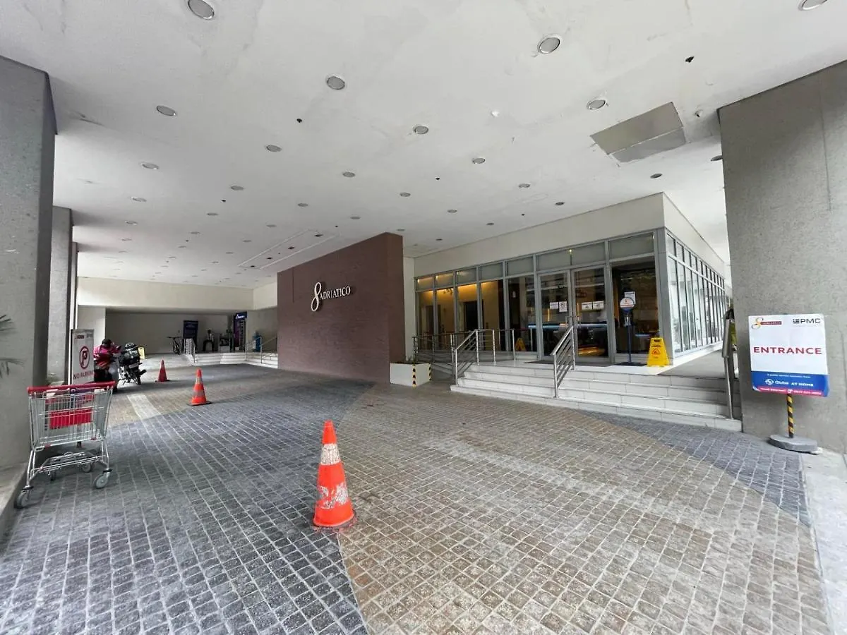 Modern Bayview Condo In 8 Adriatico Manila Apartment